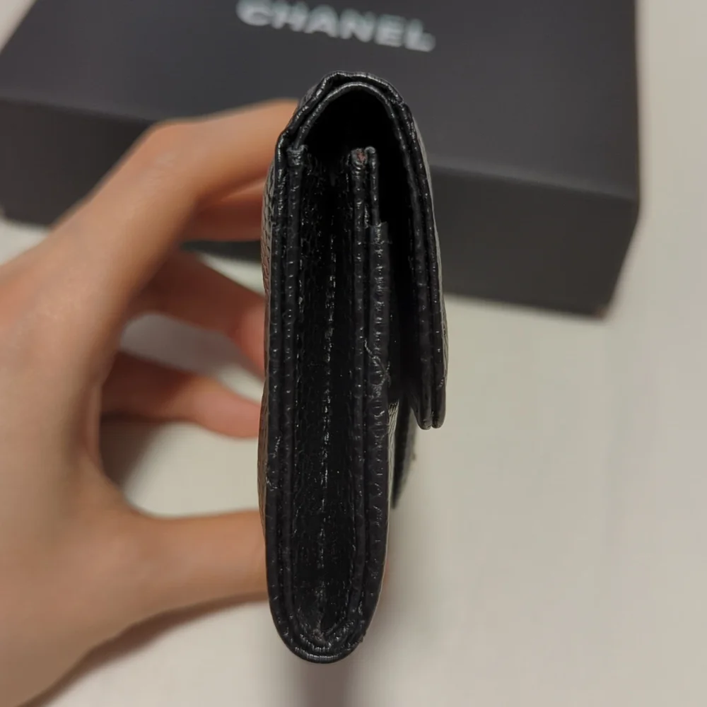 Chanel Flap Cardholder - Picture 9 of 10